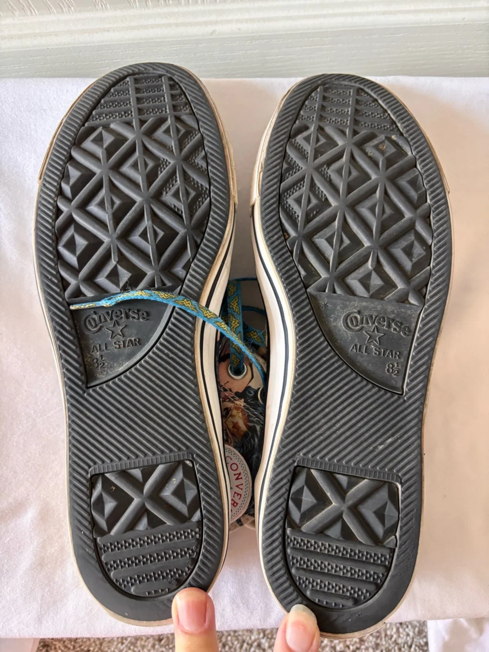 Converse excellent used